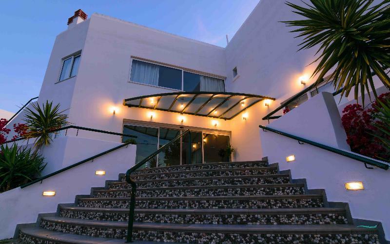 Junior Hotel Iria